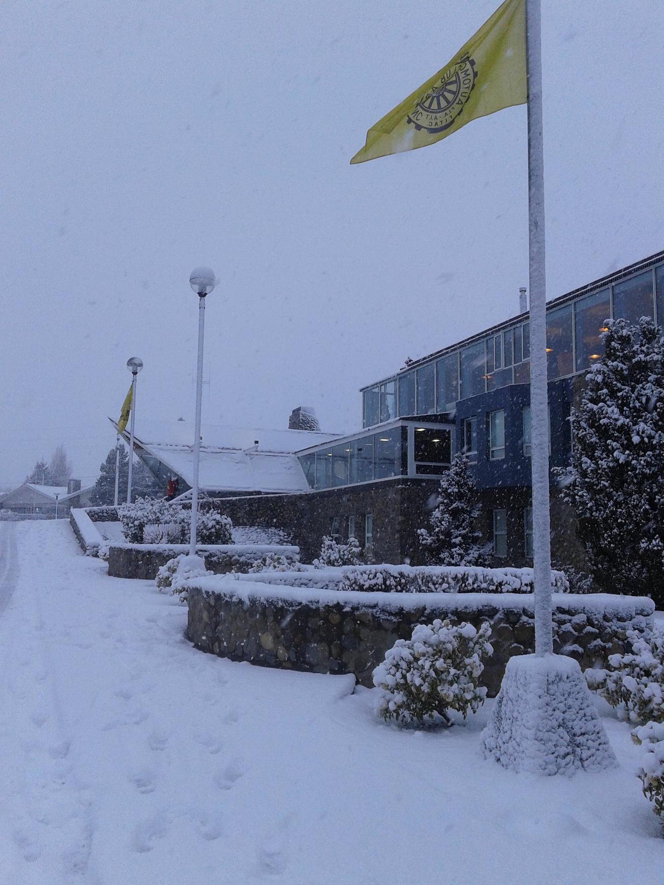 Hotel Aca El Calafate Exterior photo